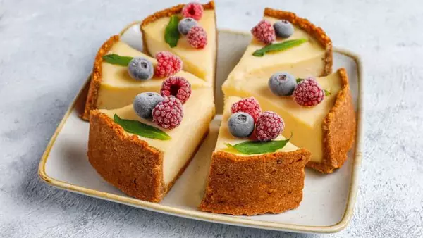 Классический сырник к Пасхе: безупречный рецепт, который всегда удается