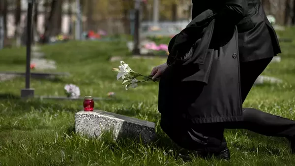 Радоница 29 апреля: как поминать умерших, что нельзя делать, важные приметы