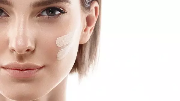 Как правильно наносить тональный крем: полезные советы