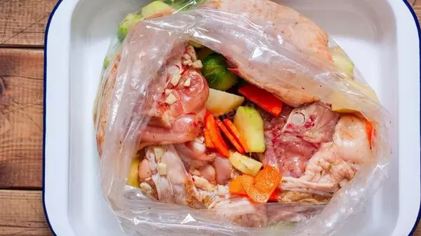 Как правильно запекать еду в рукаве: 6 секретов, о которых молчат опытные хозяйки