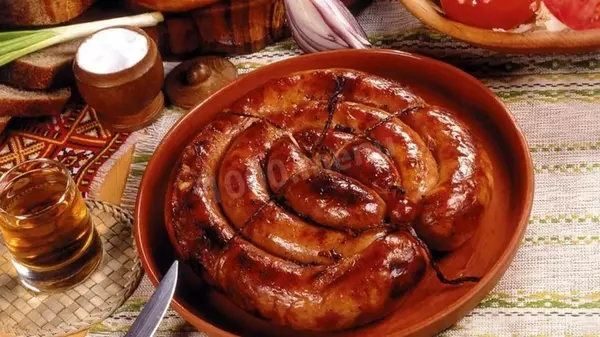 Домашняя колбаса из свинины: рецепт вкусного блюда
