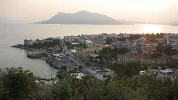 На замечательном греческом острове нет толп туристов: почему его стоит посетить