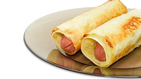 Сосиски с сыром в лаваше в духовке: рецепт домашнего фастфуда