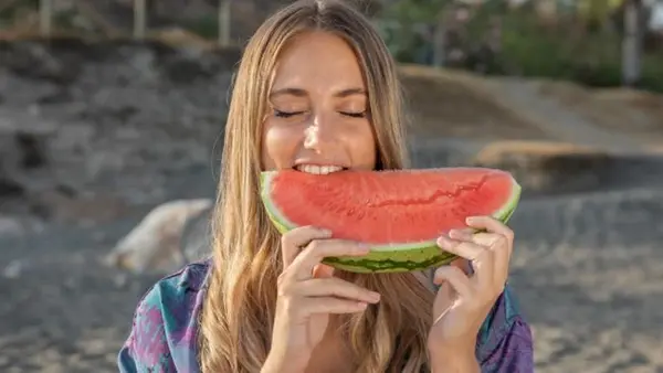Арбуз ежедневно летом — польза или вред для здоровья?