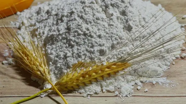 Зачем хранить муку в холодильнике: сначала будете удивляться, а потом делать так всегда