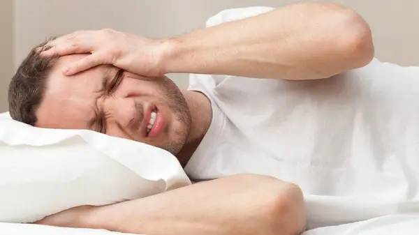 Мигрень на изменение погоды: что делать, когда головная боль атакует