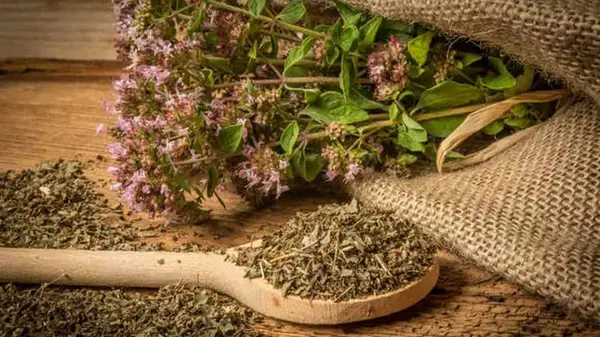 Диетолог назвала лучшую приправу для снижения артериального давления