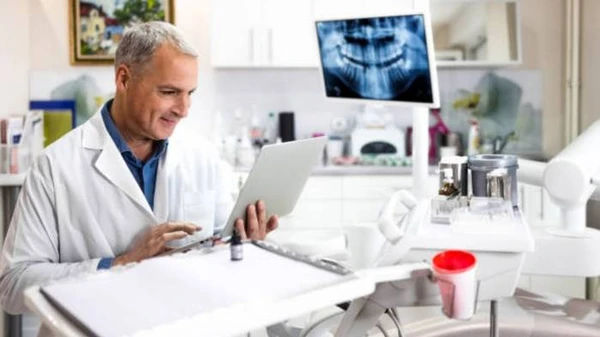 Как автоматизировать работу в стоматологии при помощи МИС