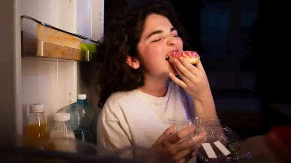 Прием пищи в это время — худший для сердца: это должны знать все