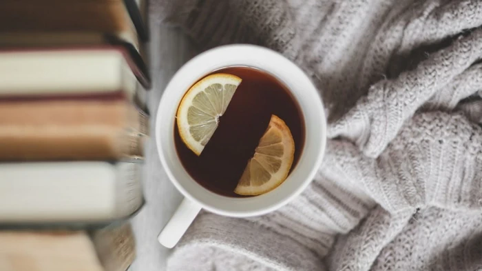 Чтобы не выбрасывать любимые чашки: как вымыть чайный налет