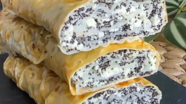 Нежный маковый рулет, который не вредит фигуре: легкий рецепт