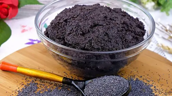 Как подготовить мак, чтобы выпечка гарантированно не горчила