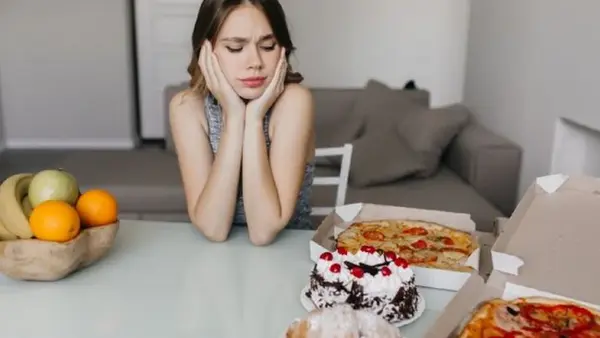 5 продуктов, которыми чаще всего травятся летом: что стоит знать каждому