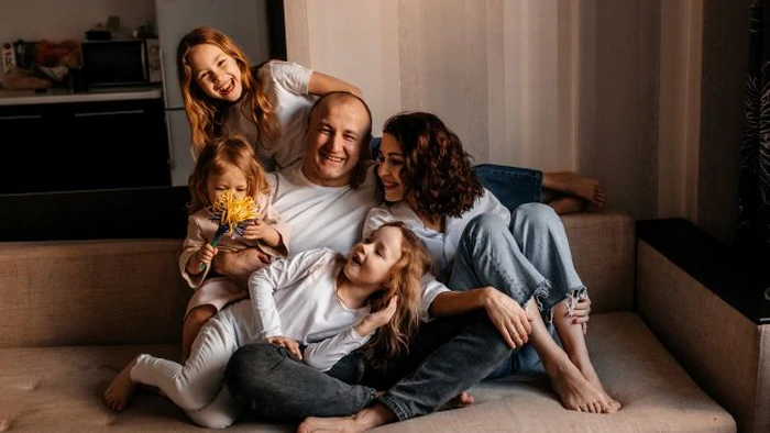 Как подружиться с ребенком партнера: советы, которые работают в реальной жизни