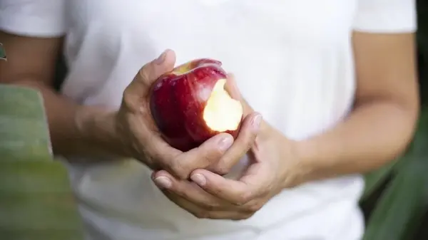 Как похудеть без диет и изнурительных тренировок: проверенный учеными простой метод