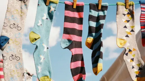 Как правильно стирать носки: две главные ошибки, которые допускает большинство людей