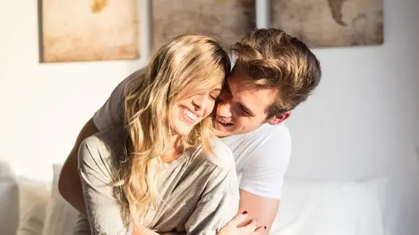 Как построить здоровые отношения: эксперт назвал ключ к эмоциональной близости