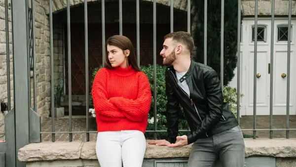 10 фраз, которые четко указывают — с этим мужчиной вам не по пути