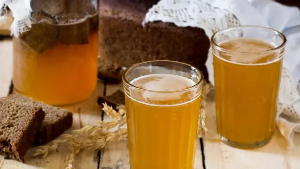 Домашний квас из Бородинского хлеба: рецепт вкусного напитка