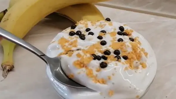 Простое банановое мороженое дома без сливок: готовится за 10 минут