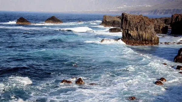 Кристально чистые воды и мало туристов: эксперты назвали малоизвестный остров на Канарах