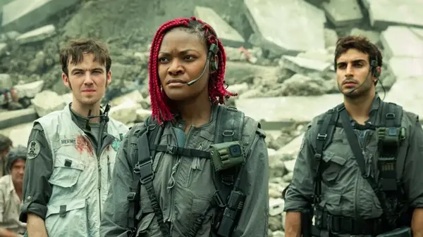 Лучшие сериалы августа 2025 года: «Уэнздей», «Чужой: Земля» и «Миротворец»