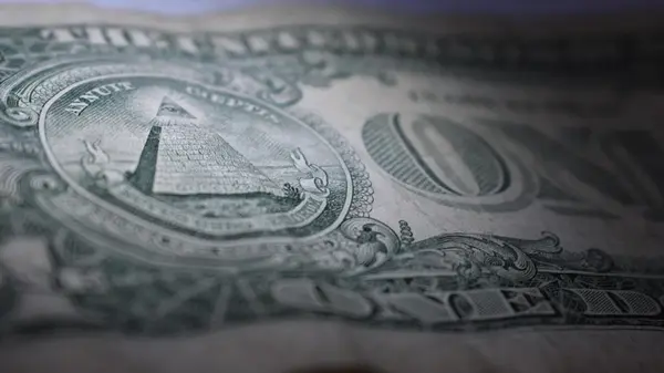 Развенчан миф о «масонском знаке» в виде всевидящего глаза на долларе