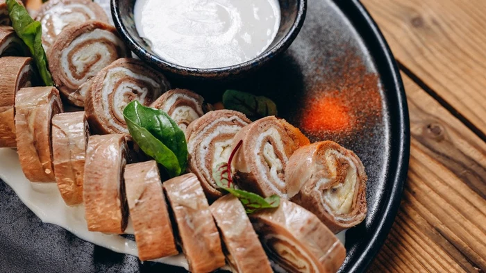 Печеночный рулет из куриной печени: рецепт оригинальной закуски