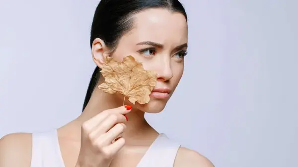 10 ежедневных ритуалов людей, которые имеют безупречную и сияющую кожу