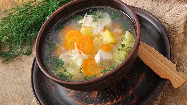 Чтобы суп получился необыкновенно вкусным, добавьте эту специю: почему хозяйки часто ее игнорируют