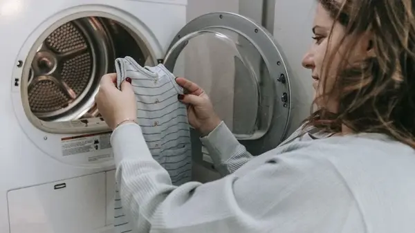 Как часто нужно стирать вещи: развенчиваем мифы