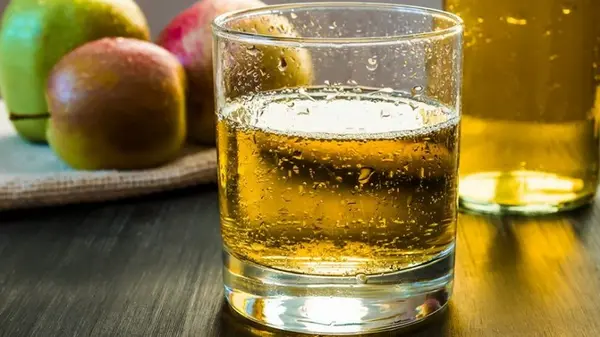 Домашний яблочный сидр: простой рецепт, который под силу каждому