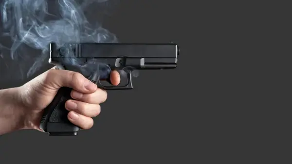 Что произойдет, если выстрелить из пистолета в космосе