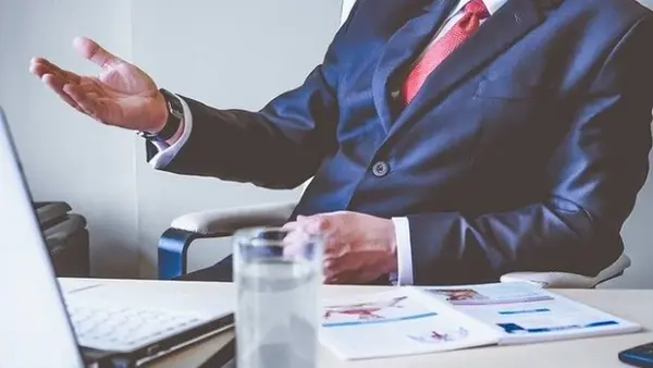 Великие лидеры всегда говорят это слово: посредственные менеджеры делают это редко