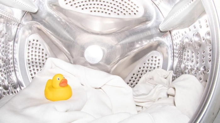 Зажмите две кнопки и стиральная машина сама очистится от плесени: этот секрет должен знать каждый