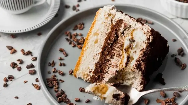 Торт «Баунти»: рецепт без выпекания за 15 минут