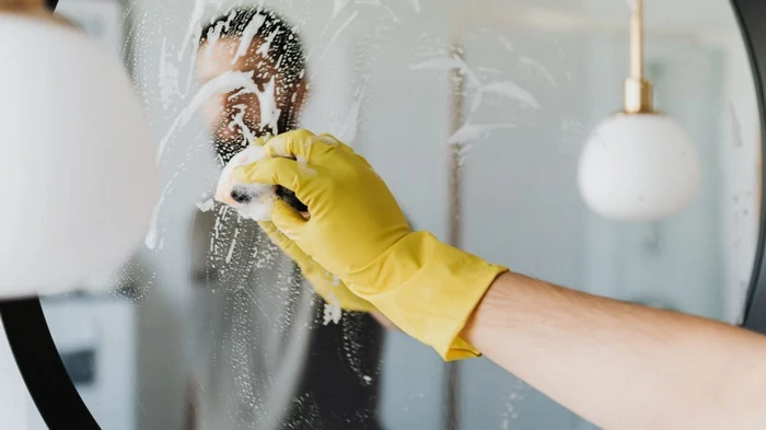 Как вернуть зеркалу идеальный блеск за 5 минут — без химии и усилий