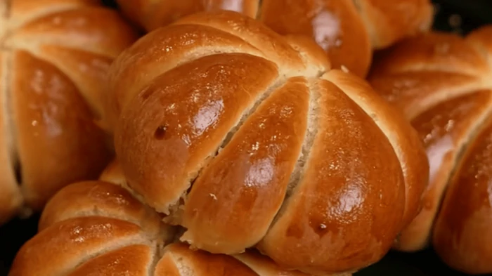 Мини-пиццы «тыковки» с сыром и грибами: трендовый рецепт из TikTok