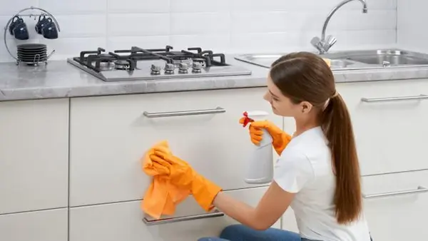 Сколько раз в неделю нужно мыть все кухонные поверхности?