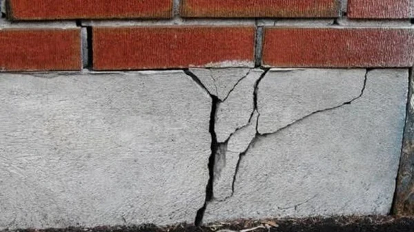 Как понять, что фундаменту дома срочно нужен ремонт