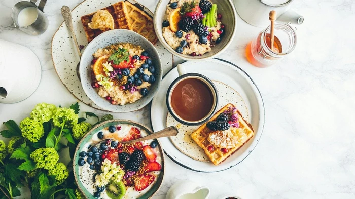 Семь ошибок во время завтрака, от которых следует немедленно избавиться