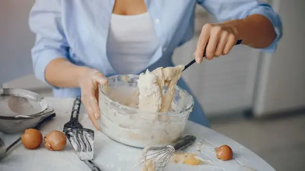 Тесто не поднимается? Три способа проверить качество разрыхлителя