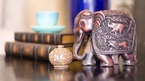 Какие статуэтки притягивают проблемы и бедность в дом: вот, что стоит выбросить немедленно