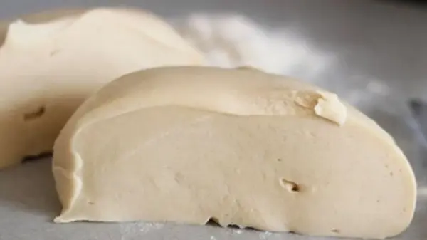 Тесто для вареников на воде: простой рецепт из минимума ингредиентов