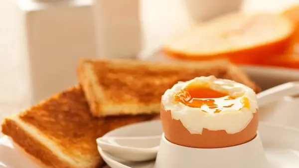 4 поваров спросили, как сварить яйца с жидким желтком: все дали одинаковый ответ