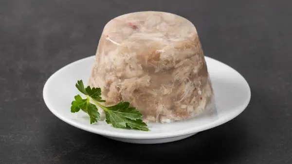 Домашний прозрачный холодец, который получится у каждого: пошаговый рецепт