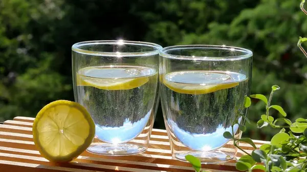 Что будет, если регулярно пить воду с лимоном: названы преимущества для здоровья