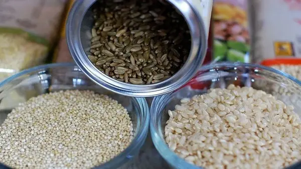 На заметку каждой хозяйке: какие крупы нужно замачивать, а какие только промыть