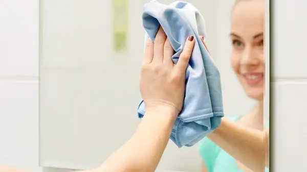 Ваши зеркала никогда не были такими чистыми – все благодаря копеечному средству из аптеки