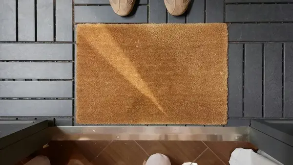 Почему нельзя сидеть на пороге: мистические суеверия или реальная угроза для здоровья